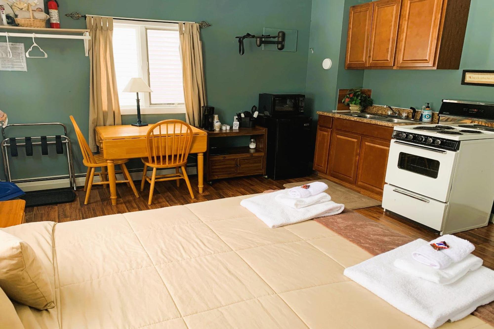 Love Hotels St John River By Oyo At Fort Kent Me Saint John Plantation Ngoại thất bức ảnh